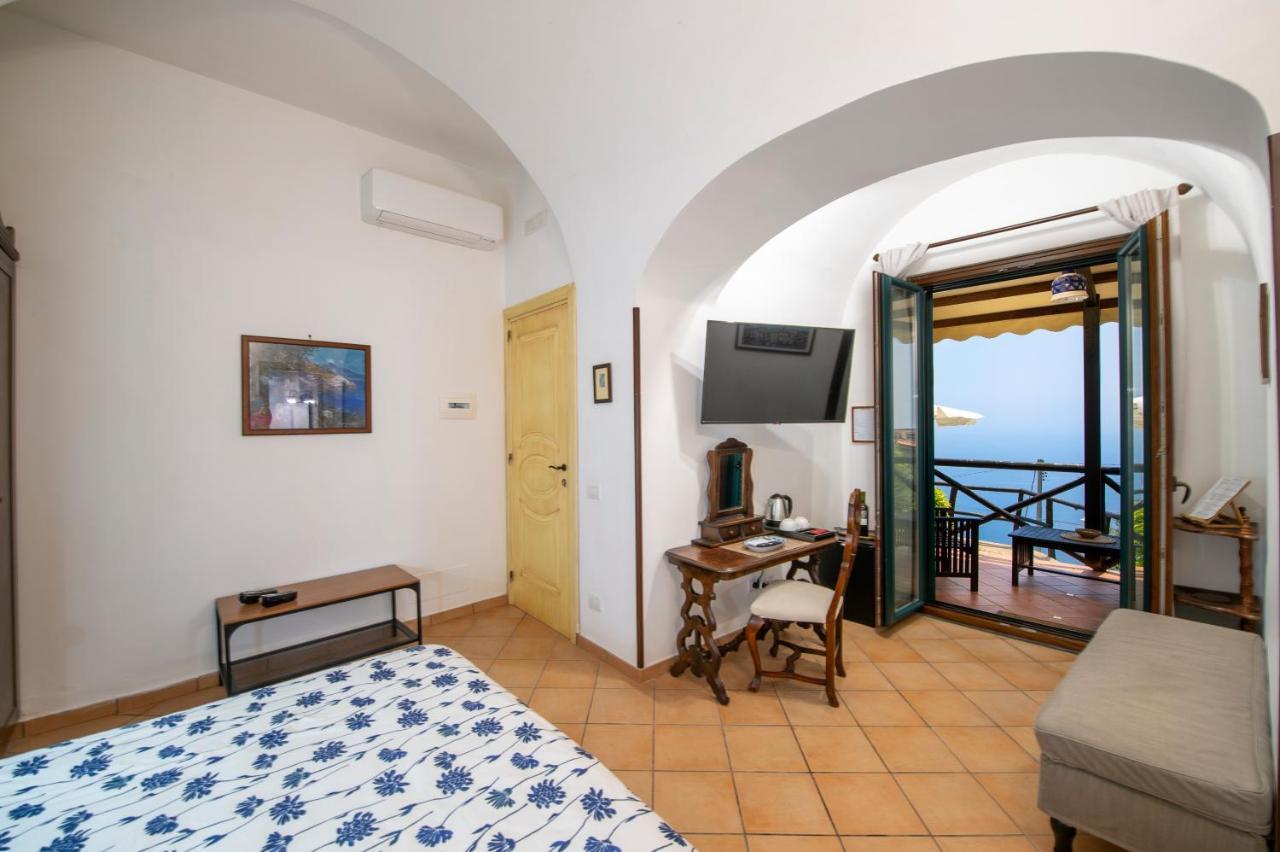 Solaria Bed & Breakfast Amalfi Bagian luar foto