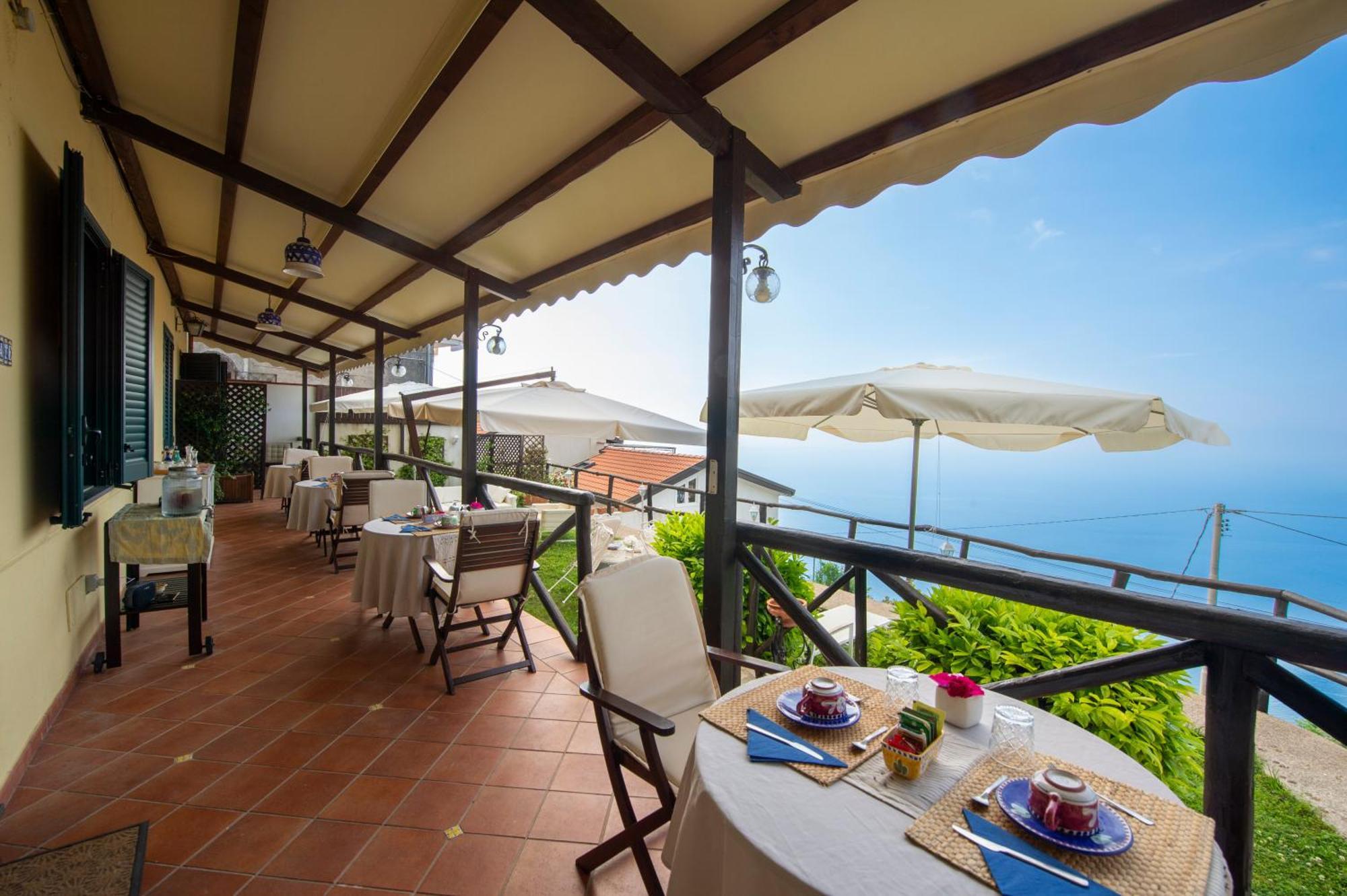 Solaria Bed & Breakfast Amalfi Bagian luar foto