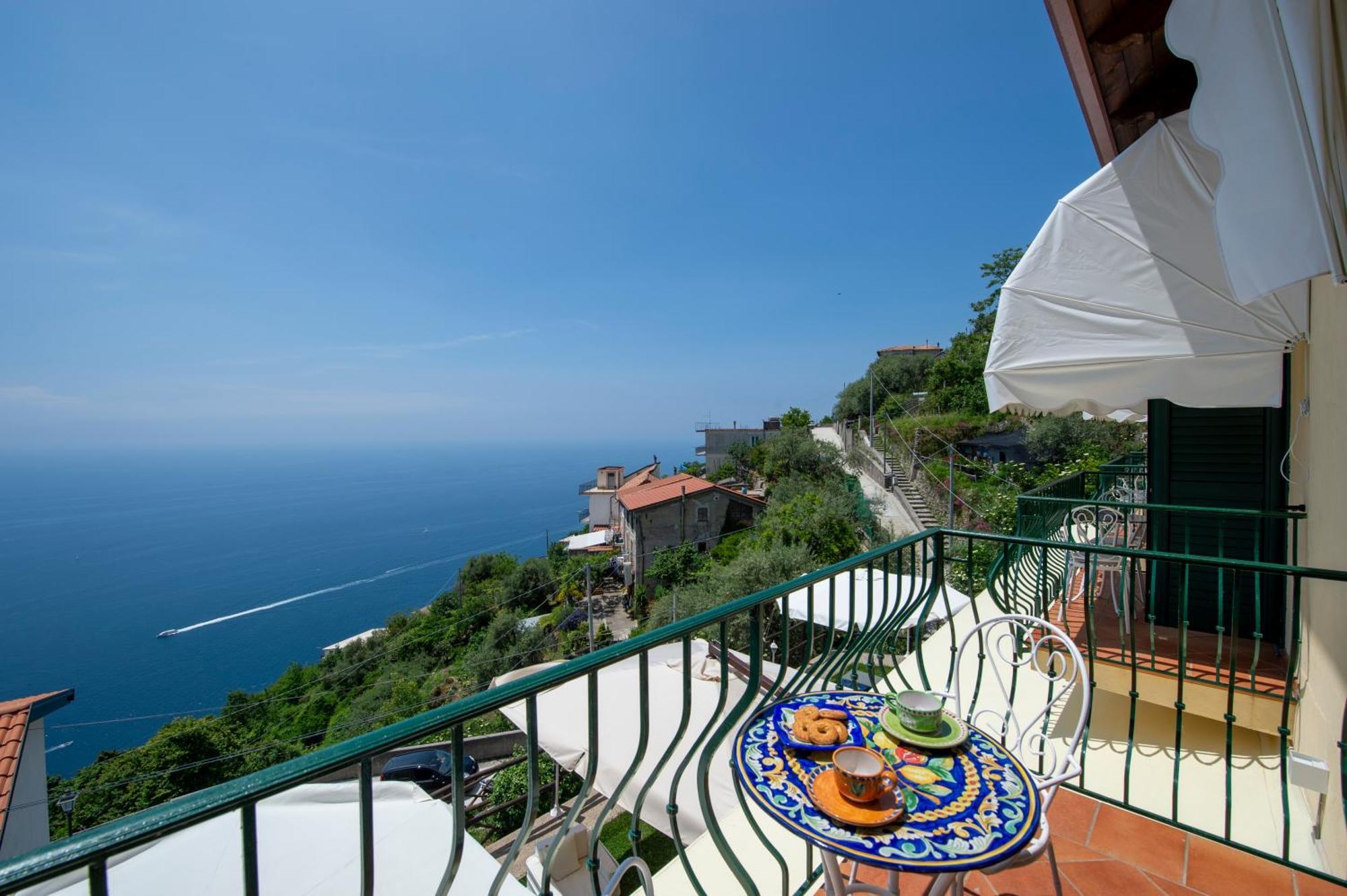 Solaria Bed & Breakfast Amalfi Bagian luar foto