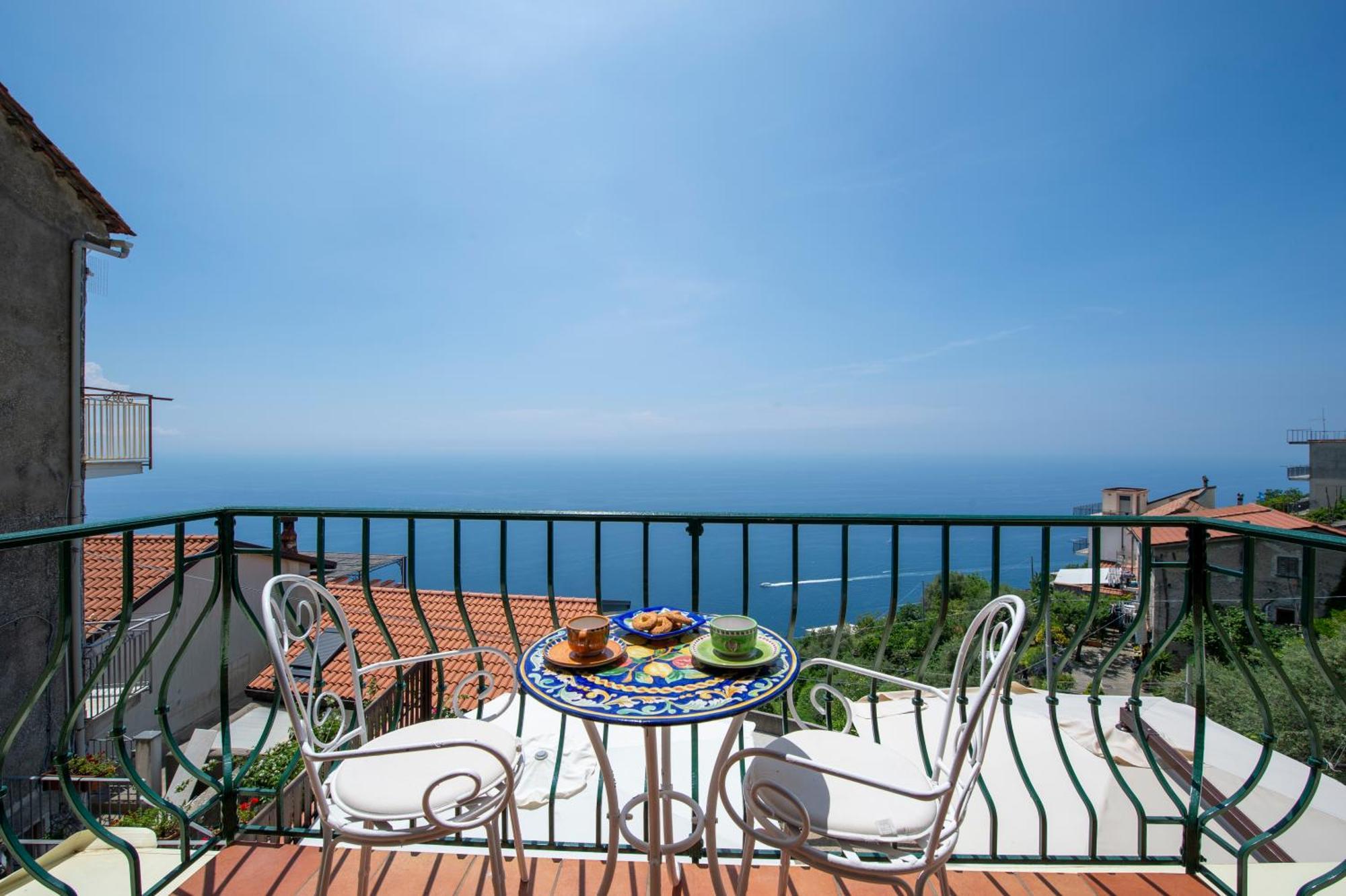 Solaria Bed & Breakfast Amalfi Bagian luar foto