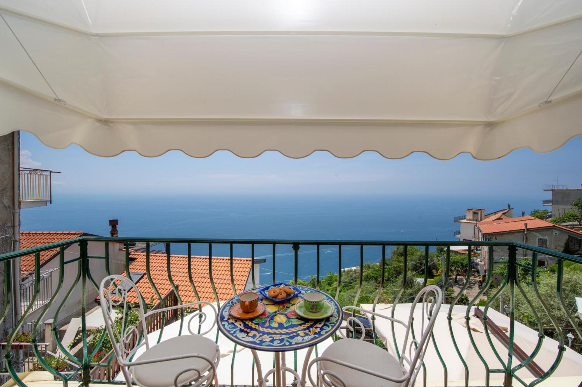 Solaria Bed & Breakfast Amalfi Bagian luar foto