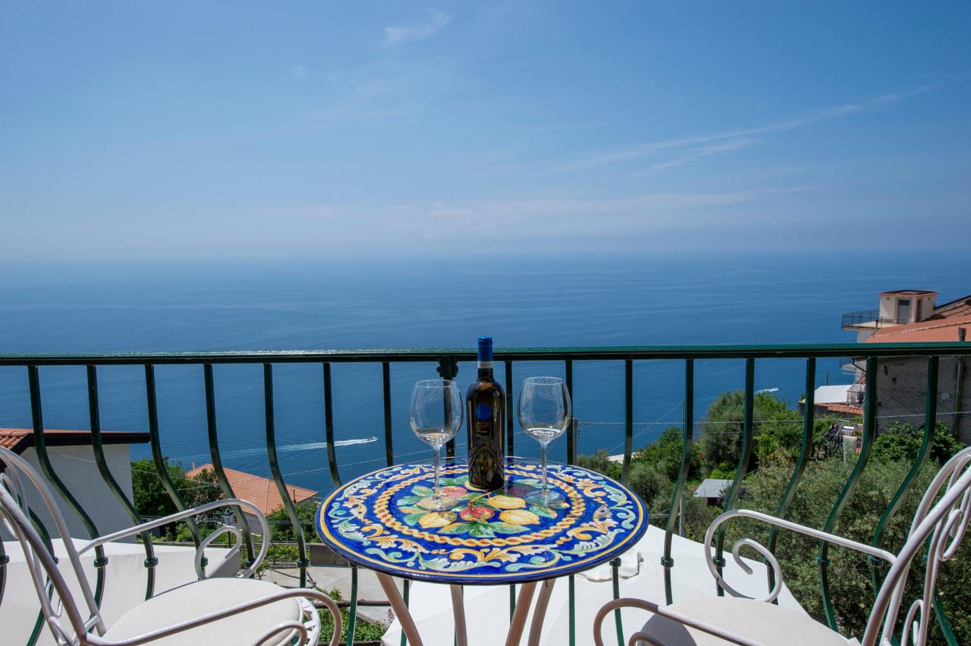 Solaria Bed & Breakfast Amalfi Bagian luar foto