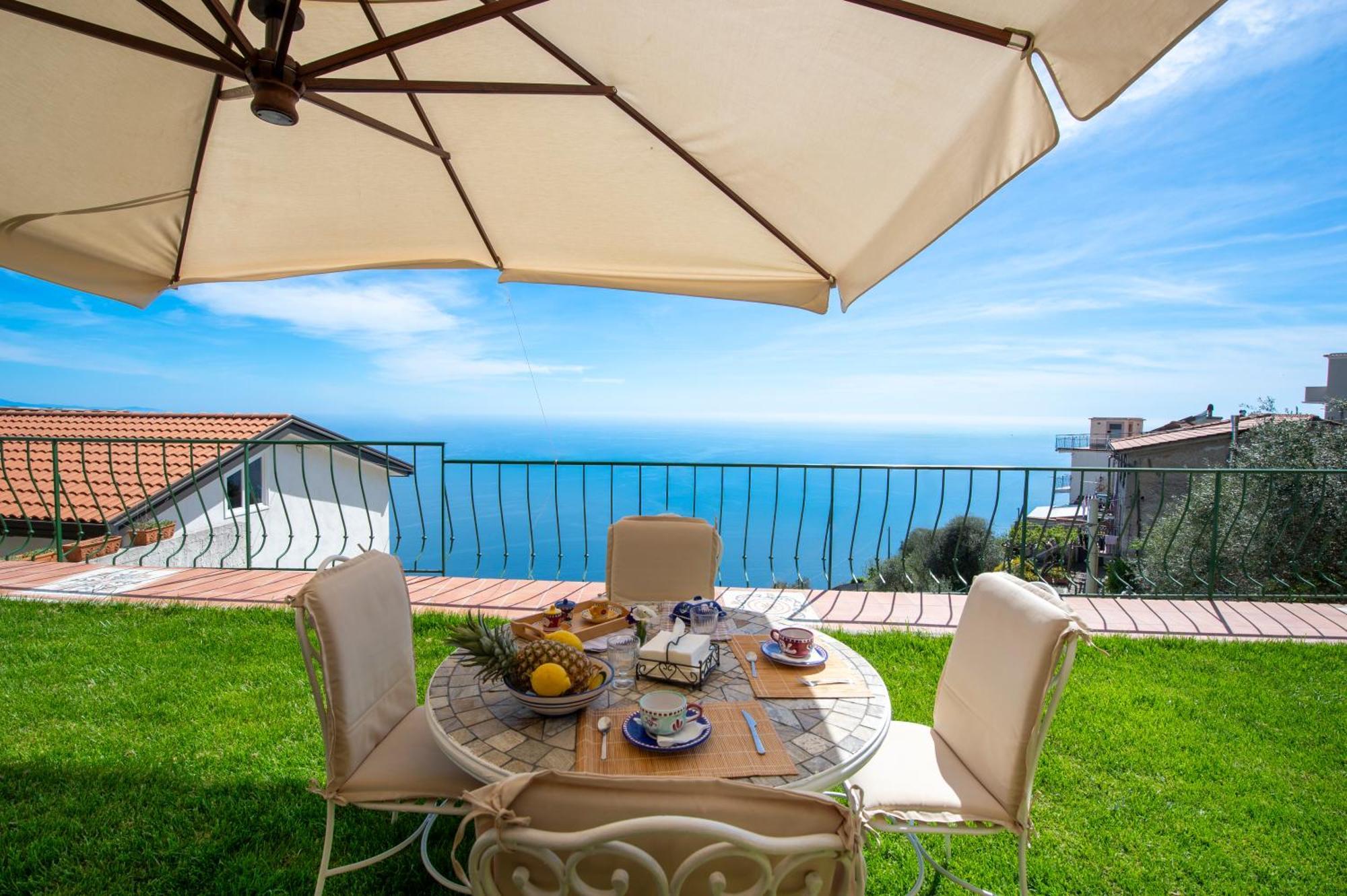 Solaria Bed & Breakfast Amalfi Bagian luar foto