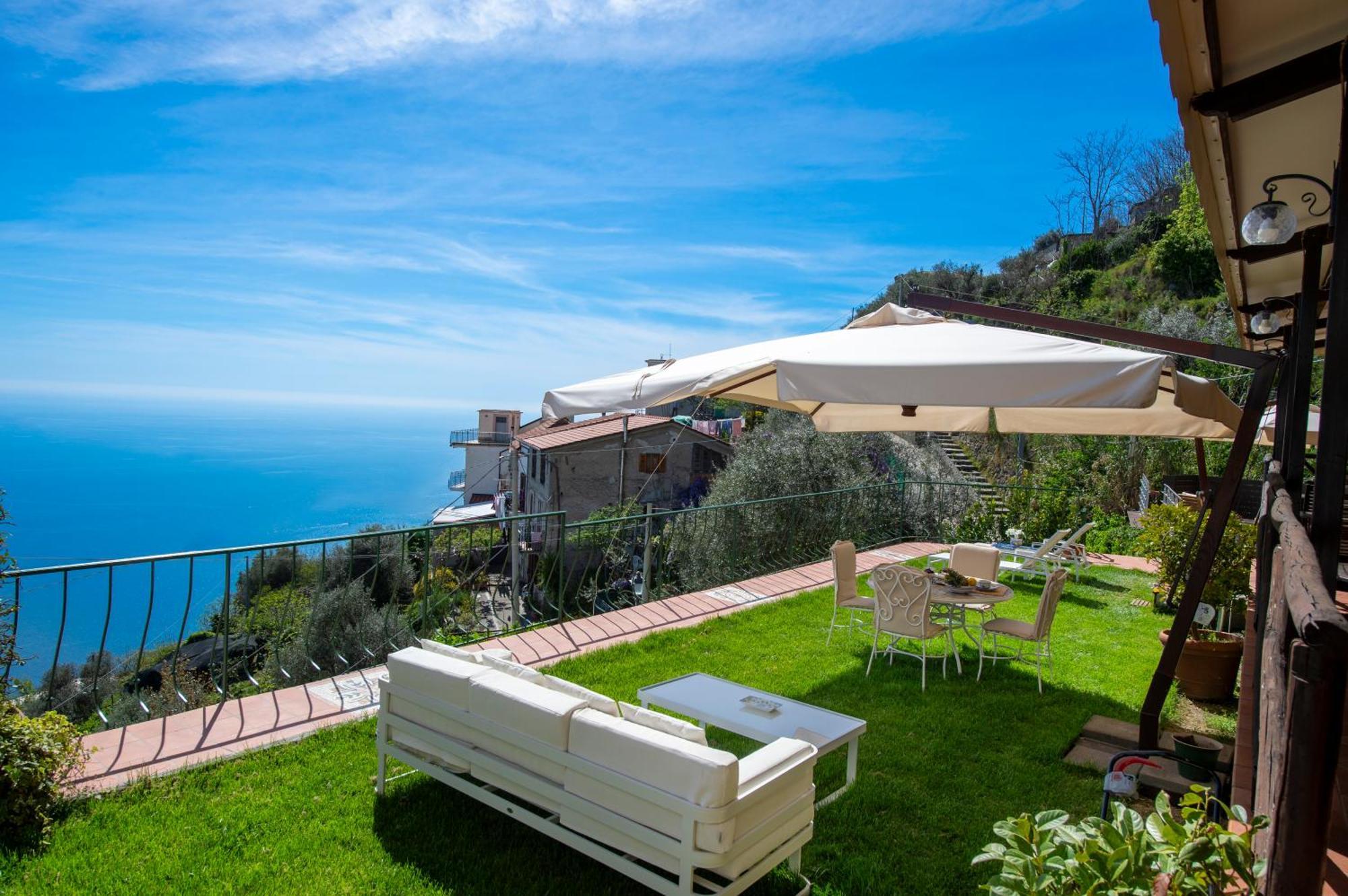 Solaria Bed & Breakfast Amalfi Bagian luar foto